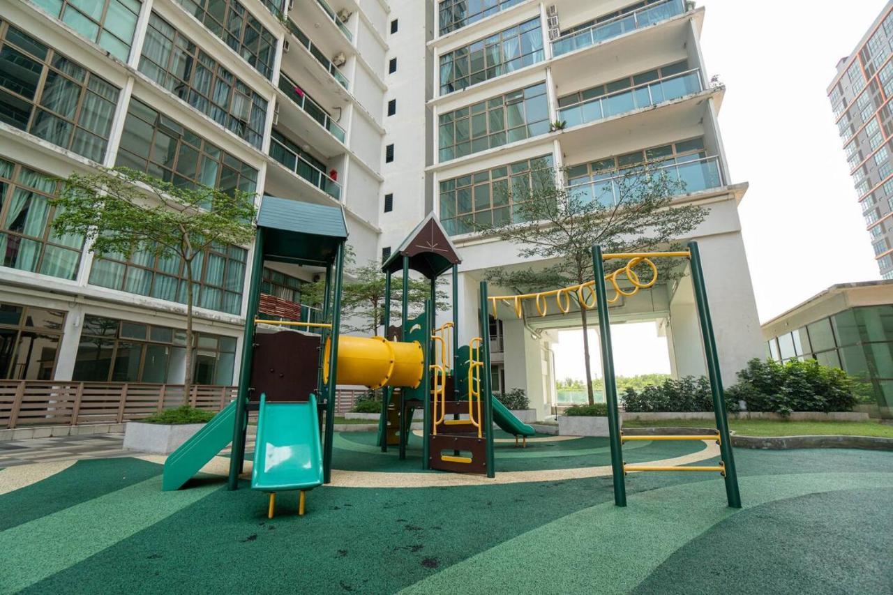 Mount Austin #Palazio B1 Pool View 1-2Pax #Mspro Appartement Johor Bahru Buitenkant foto